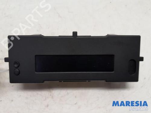 Used Electronic module RENAULT CLIO III (BR0/1, CR0/1) 1.4 16V (98 hp) 31401689