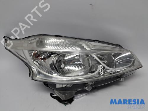 Used Right headlight PEUGEOT 208 I (CA_, CC_) 1.4 VTi (95 hp) 31525249
