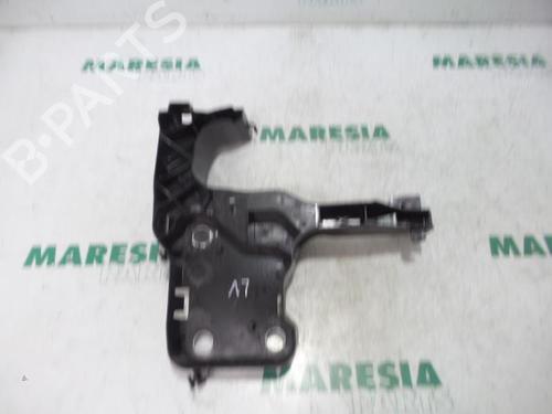 Used Front slam panel RENAULT SCÉNIC II (JM0/1_) 1.5 dCi (JM1E, JM16) (106 hp) 31390950