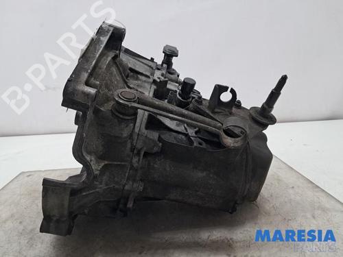 gearbox-peugeot-206-hatchback-2ac-1998-1999-2000-2001-2002-2003-2004-2005-2006-2007-2008-2009-2010-2011-2012-31495329 main image