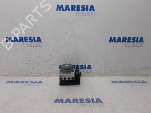 Used ABS pump PEUGEOT 208 I (CA_, CC_) 1.0 VTi (68 hp) 31396539