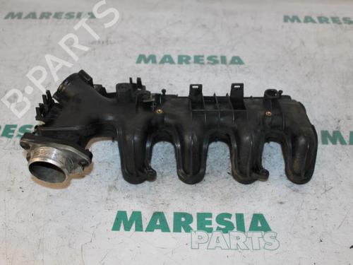 injection-rail-peugeot-206-sw-2ek-2002-31471009 main image