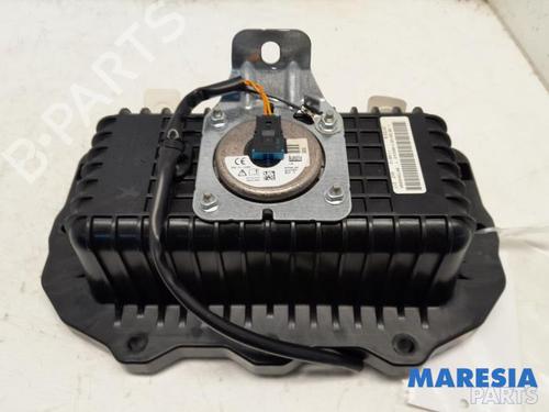 Passenger airbag PEUGEOT 208 I (CA_, CC_) 1.4 HDi | BP31424590C10