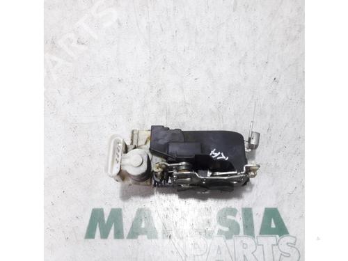 electronic-module-fiat-punto-188_-1999-2000-2001-2002-2003-2004-2005-2006-2007-2008-2009-2010-2011-2012-31478232 main image