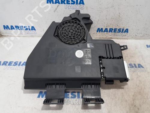 Used Electronic module CITROËN C3 II (SC_) 1.6 VTi 120 (120 hp) 31522820