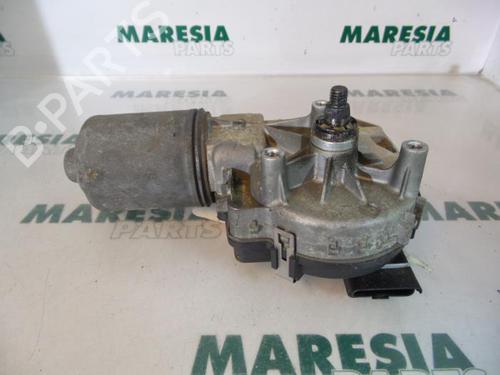 Used Front wiper motor RENAULT VEL SATIS (BJ0_) 3.0 dCi (BJ0J, BJ0N) (177 hp) 31462598