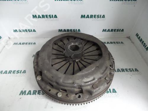 Used Flywheel IVECO DAILY IV Van 29L12 V, 29L12 V/P (116 hp) 31414982