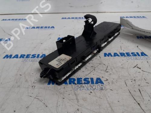 Switch PEUGEOT 5008 (0U_, 0E_) 1.6 HDi | BP31478536I30 