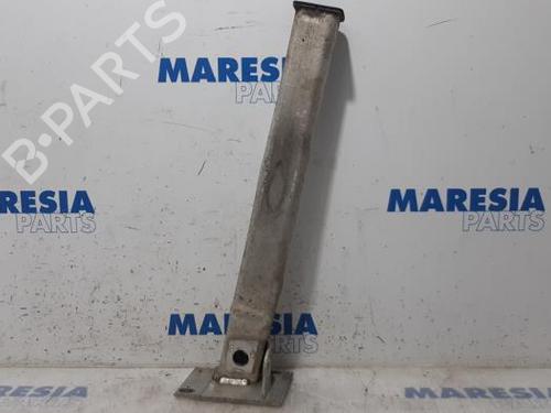 Used Subframe PEUGEOT 308 CC (4B_) 1.6 16V (150 hp) 31388149