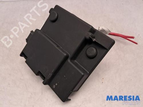 Used Fuse box Fuse box FIAT GRANDE PUNTO (199_) 1.4 (199AXB11, 199AXB1A, 199BXB1A, 199AXL1A) (77 hp) 31505784 31505784