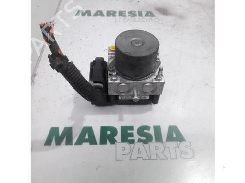 Used ABS pump CITROËN C1 (PM_, PN_) 1.0 (68 hp) 31401443