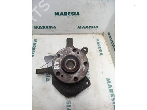 Used Right front steering knuckle RENAULT ESPACE IV (JK0/1_) 3.0 dCi (JK0J, JK0V) (177 hp) 31503899