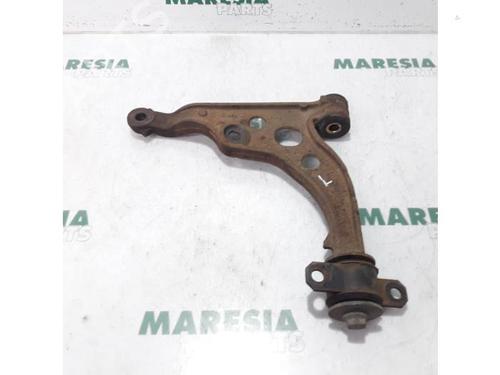 Used Left front suspension arm CITROËN JUMPER I Van (244) 2.0 HDi (84 hp) 31430076