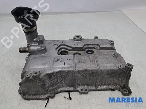 Used Valve cover FIAT PANDA (312_, 319_) 0.9 (312PXG1A) (86 hp) 32011894