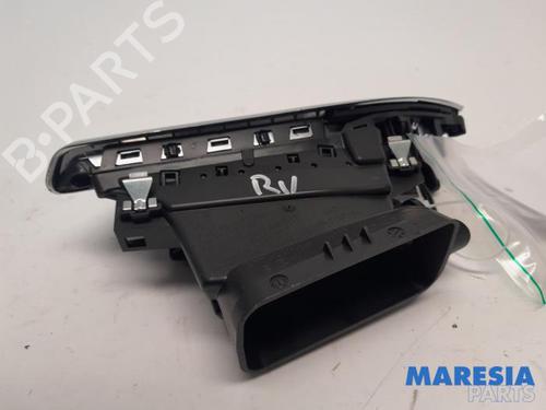 Used Air vent PEUGEOT 208 I (CA_, CC_) 1.2 VTI 82 (82 hp) 31508999