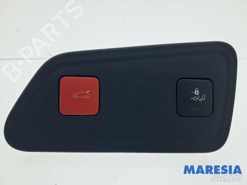 switch-peugeot-3008-ii-suv-mc_-mr_-mj_-m4_-2016-32485089 main image