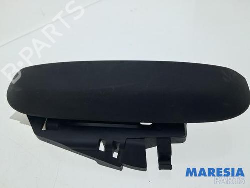 Used Rear right exterior door handle Rear right exterior door handle FIAT PANDA (312_, 319_) 0.9 (312PXG1A) (86 hp) 40199520 40199520