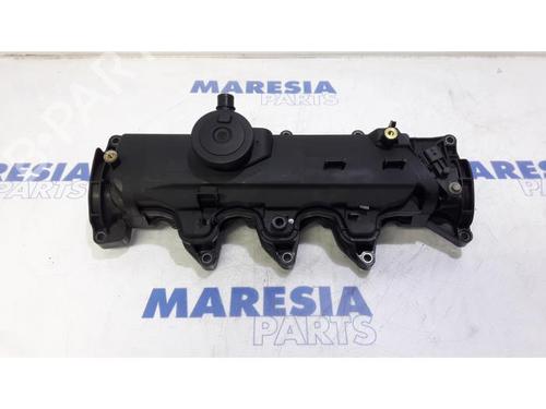 Used Valve cover RENAULT KANGOO Express (FW0/1_) 1.5 dCi 75 (FW07, FW10, FW04) (75 hp) 31457610