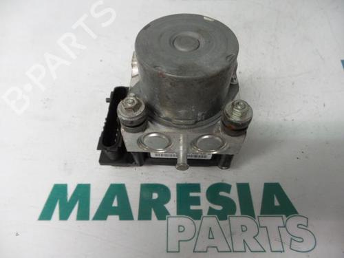 Used ABS pump CITROËN C1 (PM_, PN_) 1.0 (68 hp) 31420307