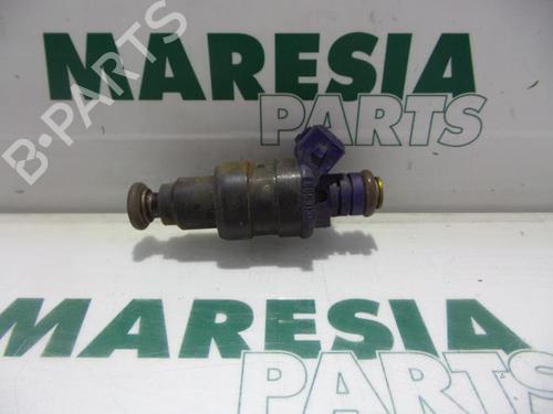injector-renault-megane-i-classic-la01_-1996-1997-1998-1999-2000-2001-2002-2003-2004-2005-2006-2007-2008-31534816 main image