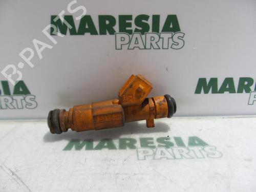 injector-alfa-romeo-156-932_-1997-1998-1999-2000-2001-2002-2003-2004-2005-31479152 main image