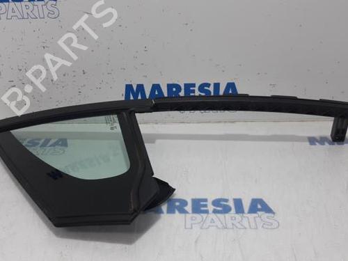 Used Front left quarter glass PEUGEOT 208 I (CA_, CC_) 1.6 VTi (120 hp) 31416565