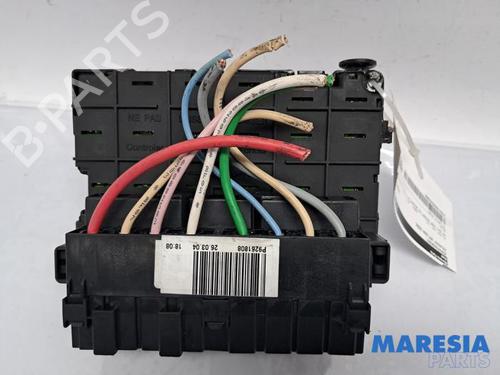 Fuse box PEUGEOT 307 CC (3B) 2.0 16V | BP31531687E1