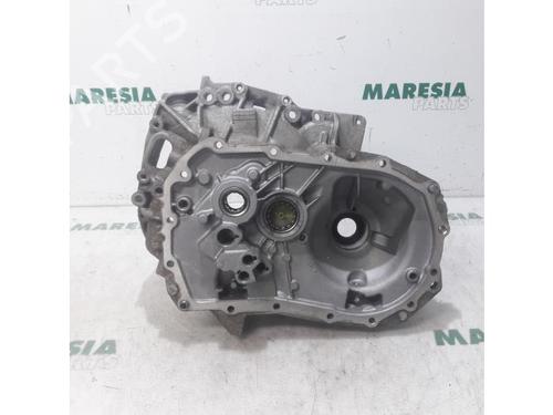 manual-gearbox-for-parts-renault-clio-iii-br01-cr01-2005-2006-2007-2008-2009-2010-2011-2012-2013-2014-31457267 main image