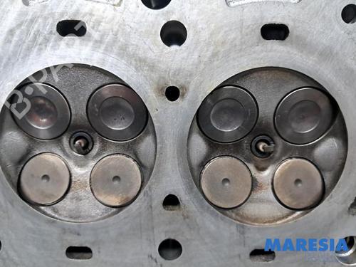Cylinder head RENAULT CLIO V (B7_) 1.0 TCe 100 (B7MT) | BP32011961M5 