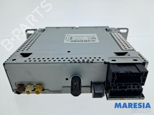 Used Radio Radio RENAULT CAPTUR I (J5_, H5_) 1.3 TCe 150 (J5NK, J5JS) (150 hp) 34007100 34007100