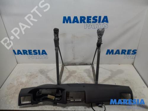 Used Dashboard PEUGEOT 307 SW (3H) 2.0 16V (140 hp) 31506856