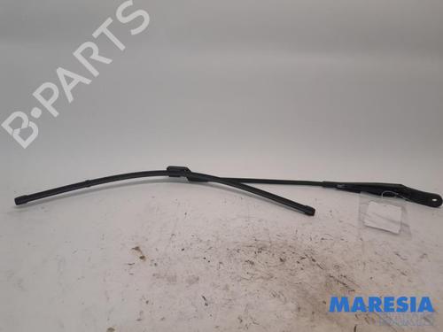 front-windshield-wiper-arm-peugeot-5008-0u_-0e_-2009-2010-2011-2012-2013-2014-2015-2016-2017-31384670 main image