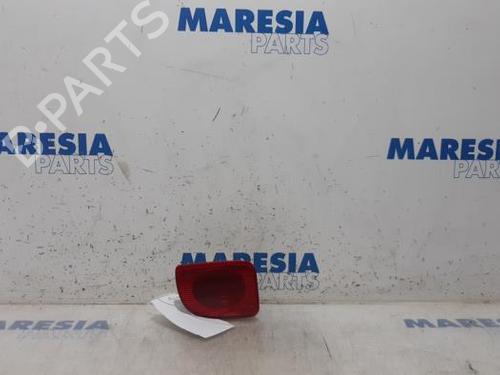 rear-fog-light-renault-kangoo-grand-kangoo-ii-kw01_-2008-31462882 main image