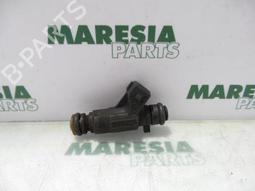 Used Injector FIAT PUNTO (188_) 1.2 16V 80 (188.233, .235, .253, .255, .333, .353, .639,... (80 hp) 31390891