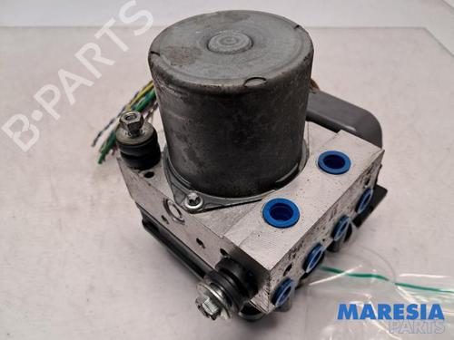 Used ABS pump ABS pump PEUGEOT 3008 I MPV (0U_) 1.6 THP (156 hp) 39885679 39885679