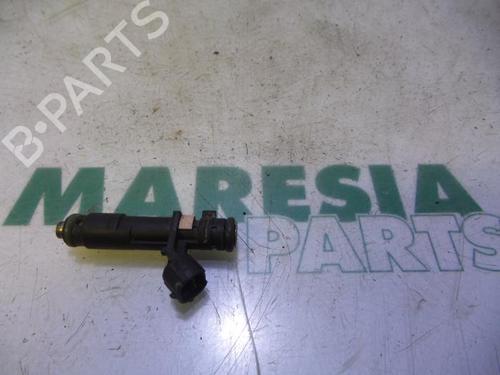Used Injector CITROËN C4 Grand Picasso I (UA_) 1.8 i 16V (125 hp) 31523947