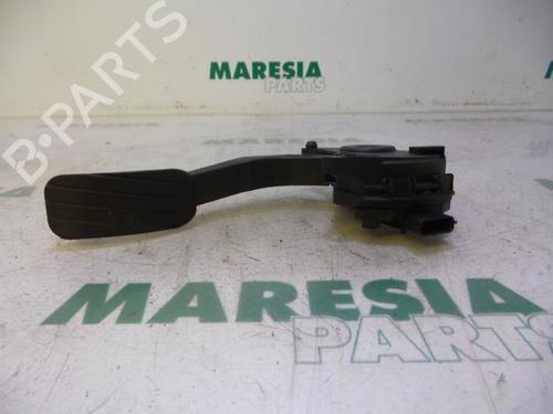 Used Electronic module RENAULT MASTER III Van (FV) 2.3 dCi 125 FWD (FV0C, FV0D, FV0G, FV0H, FV0J, FV0K,... (125 hp) 31527500