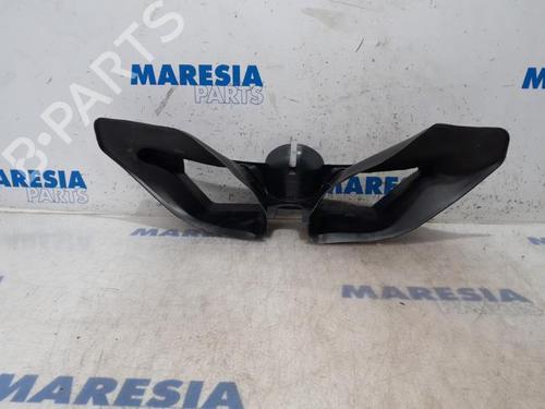 Used Pipe RENAULT CAPTUR I (J5_, H5_) 1.2 TCe 120 (118 hp) 31501096