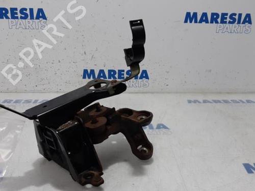 Used Gearbox mount PEUGEOT 107 (PM_, PN_) 1.0 (68 hp) 31505897