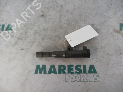 Used Ignition coil RENAULT LAGUNA II Grandtour (KG0/1_) 1.8 16V (KG0B, KG0M) (120 hp) 31474233