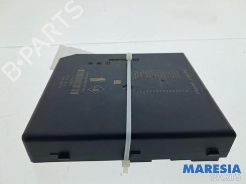 Used Fuse box Fuse box RENAULT MEGANE IV Hatchback (B9A/M/N_) 1.2 TCe 130 (B9MR) (130 hp) 36436595 36436595