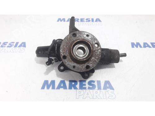 Used Left front steering knuckle PEUGEOT 308 CC (4B_) 2.0 HDi (4BRHRH, 4BRHRJ) (136 hp) 31507411
