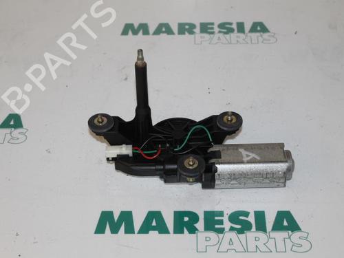 Used Rear wiper motor FIAT PUNTO (188_) 1.2 16V 80 (188.233, .235, .253, .255, .333, .353, .639,... (80 hp) 31459766
