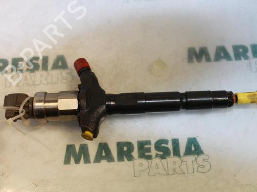 Used Injector RENAULT VEL SATIS (BJ0_) 3.0 dCi (BJ0J, BJ0N) (177 hp) 31384964