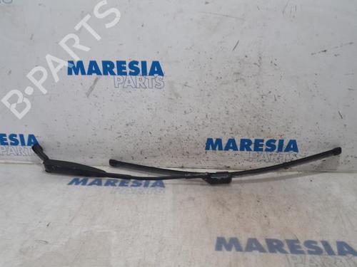 brazo-limpia-delantero-fiat-500-312_-2007-31435276 main image