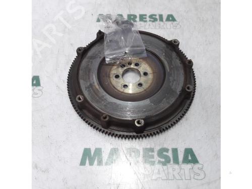 Volante motor PEUGEOT 3008 I MPV (0U_) 1.6 VTi (120 hp) 31491972