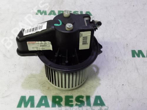 Used Heater blower motor FIAT 500 (312_) 1.2 (312AXA1A) (69 hp) 31465413