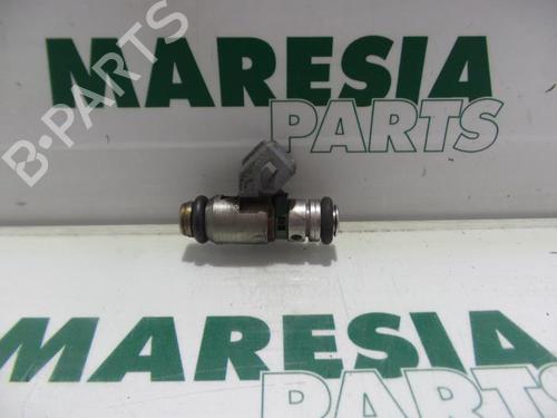 Used Injector Injector RENAULT ESPACE III (JE0_) 2.0 (139 hp) 31488169 31488169