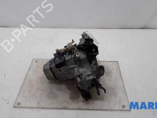 Gearkasse CITROËN C3 III (SX) 1.2 PureTech 82 (83 hp) 31467364