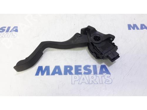 electronic-module-peugeot-2008-i-cu_-2013-31489982 main image